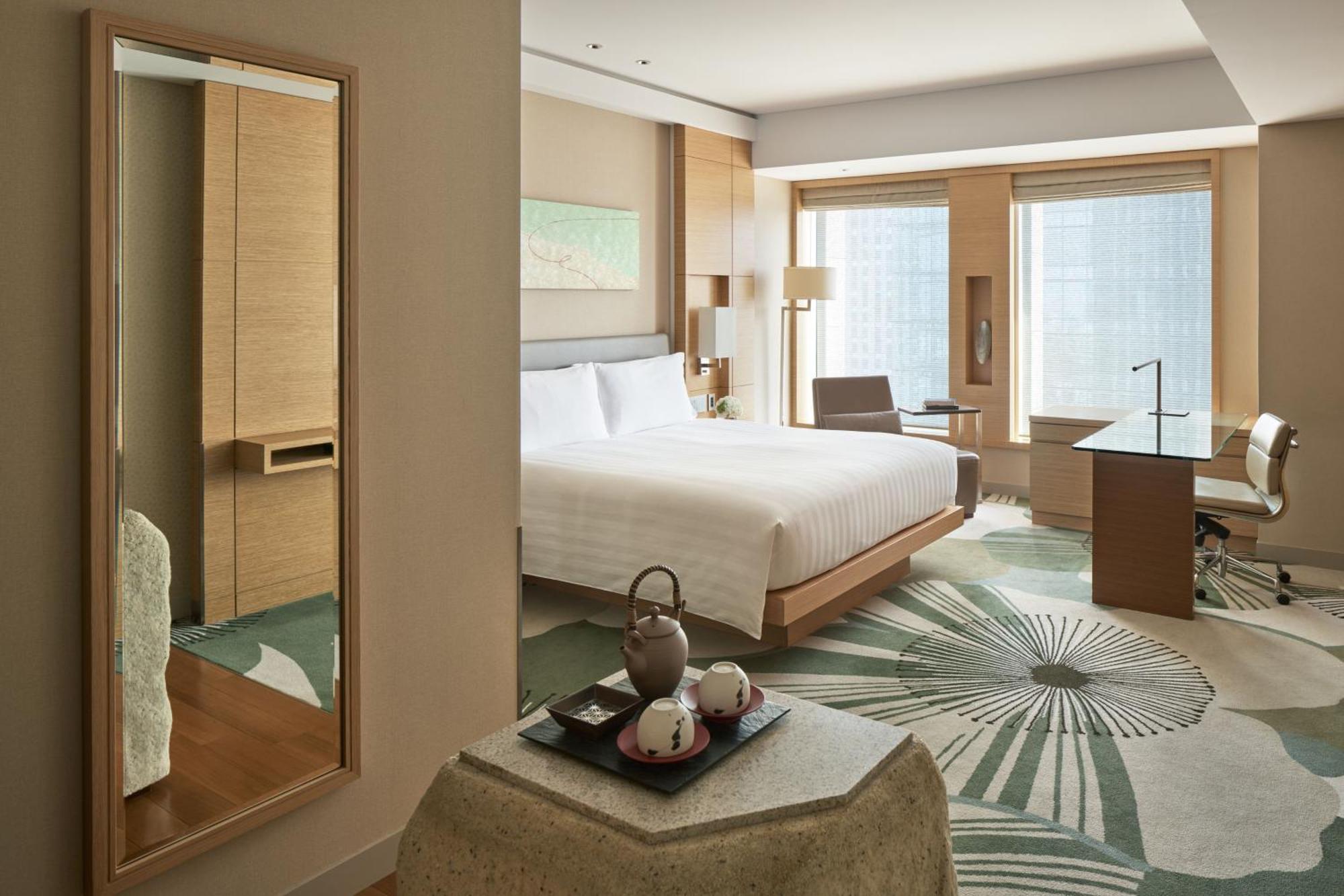 Intercontinental By Ihg Hotel Ōsaka